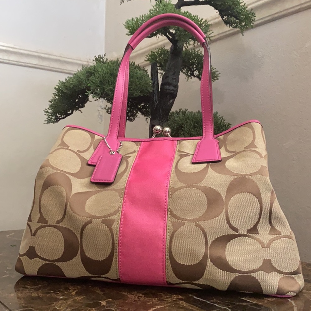 Coach Purse Pink and Tan  #Jo969-F13533 Authentic